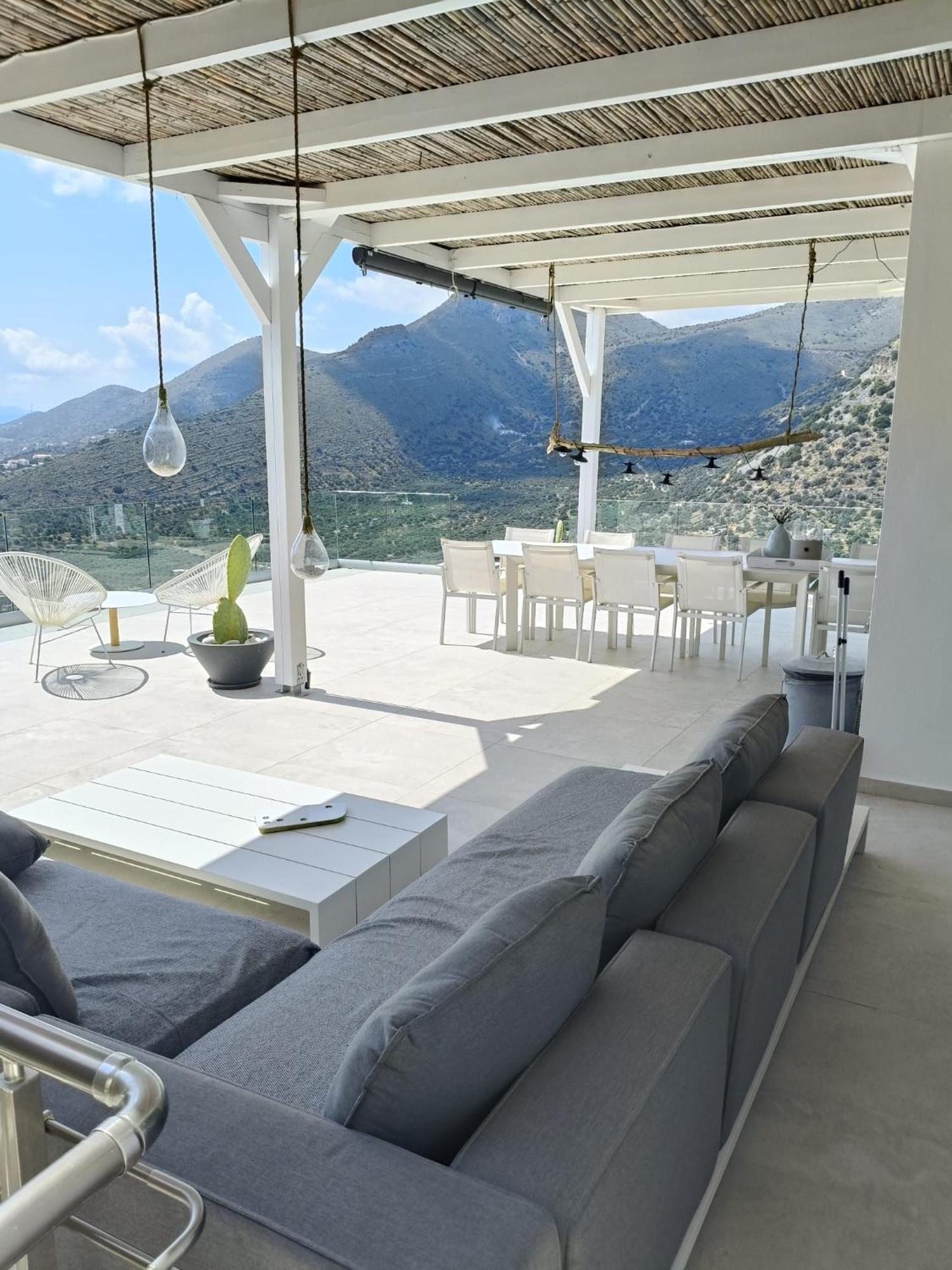 Villa Estee, Luxury Villa With Private Infinity Pool And Jacuzzi Elounda Екстериор снимка