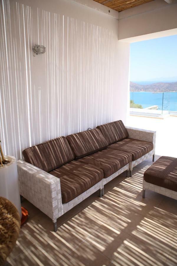 Villa Estee, Luxury Villa With Private Infinity Pool And Jacuzzi Elounda Екстериор снимка